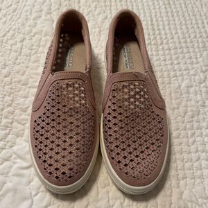 Skechers Women's Memory Foam Poppy Diamond Gal Pink